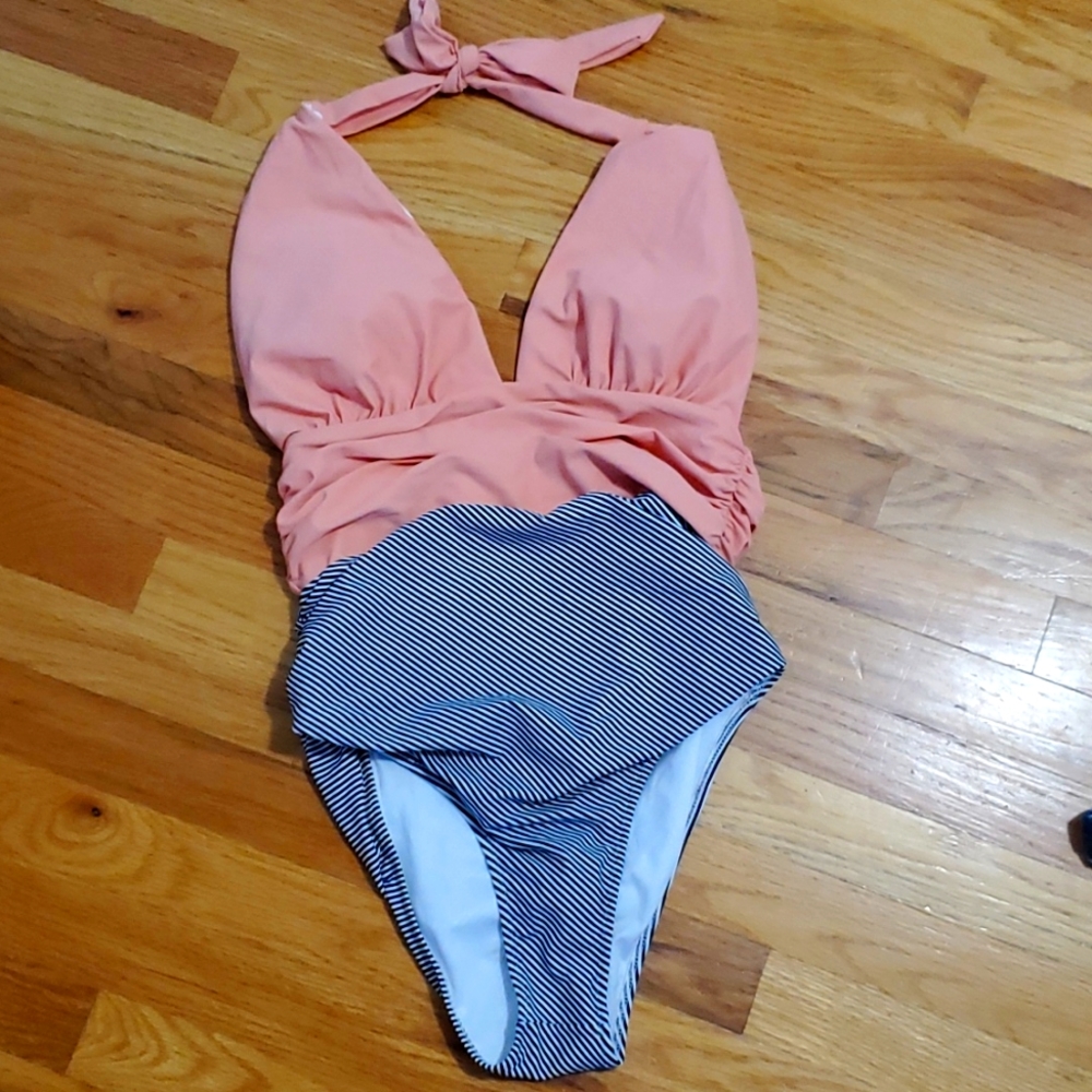 Cueste bathing suit. BRAND NEW with tags.